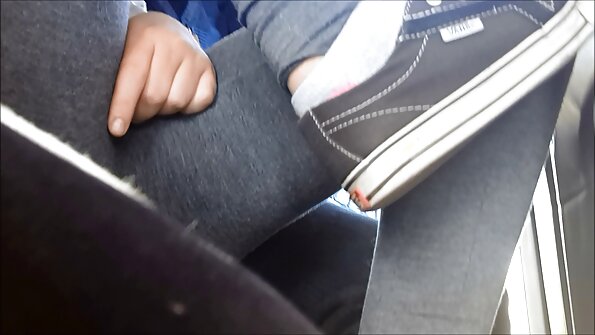 有纹身的超级辣妹喜欢与野蛮的种马发生性关系